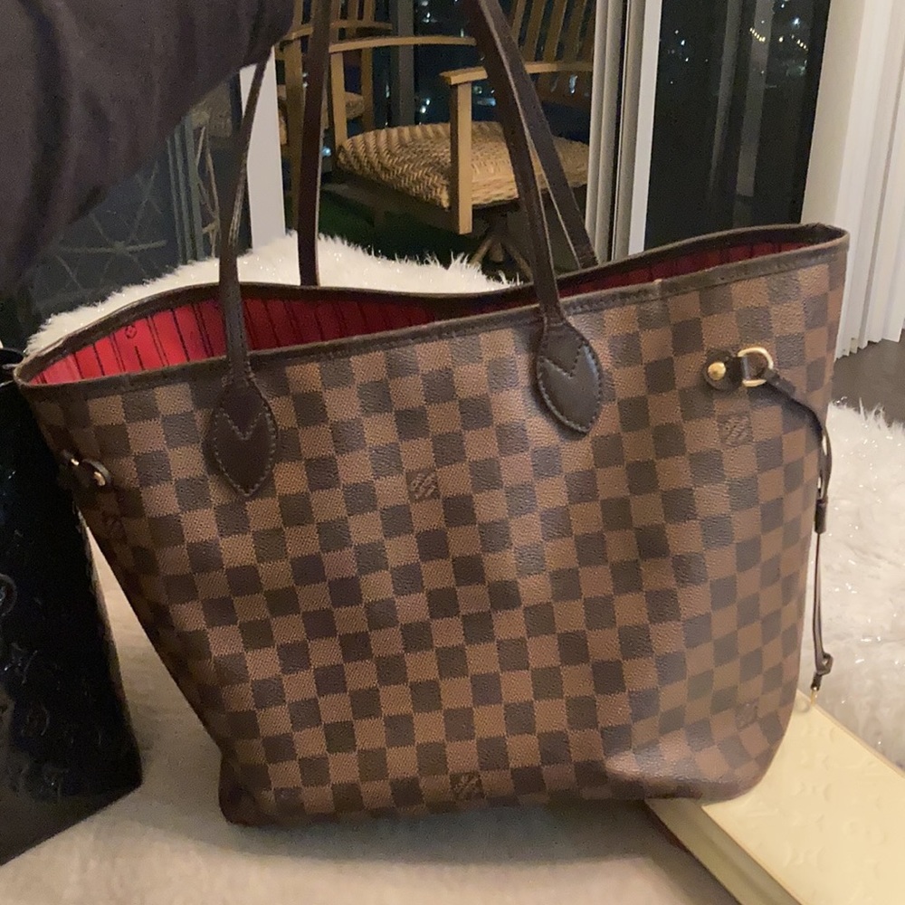 Pre-Loved Louis Vuitton Neverful - Picture 2 of 7